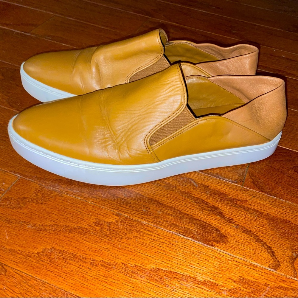 Vince Slip On Sneaker